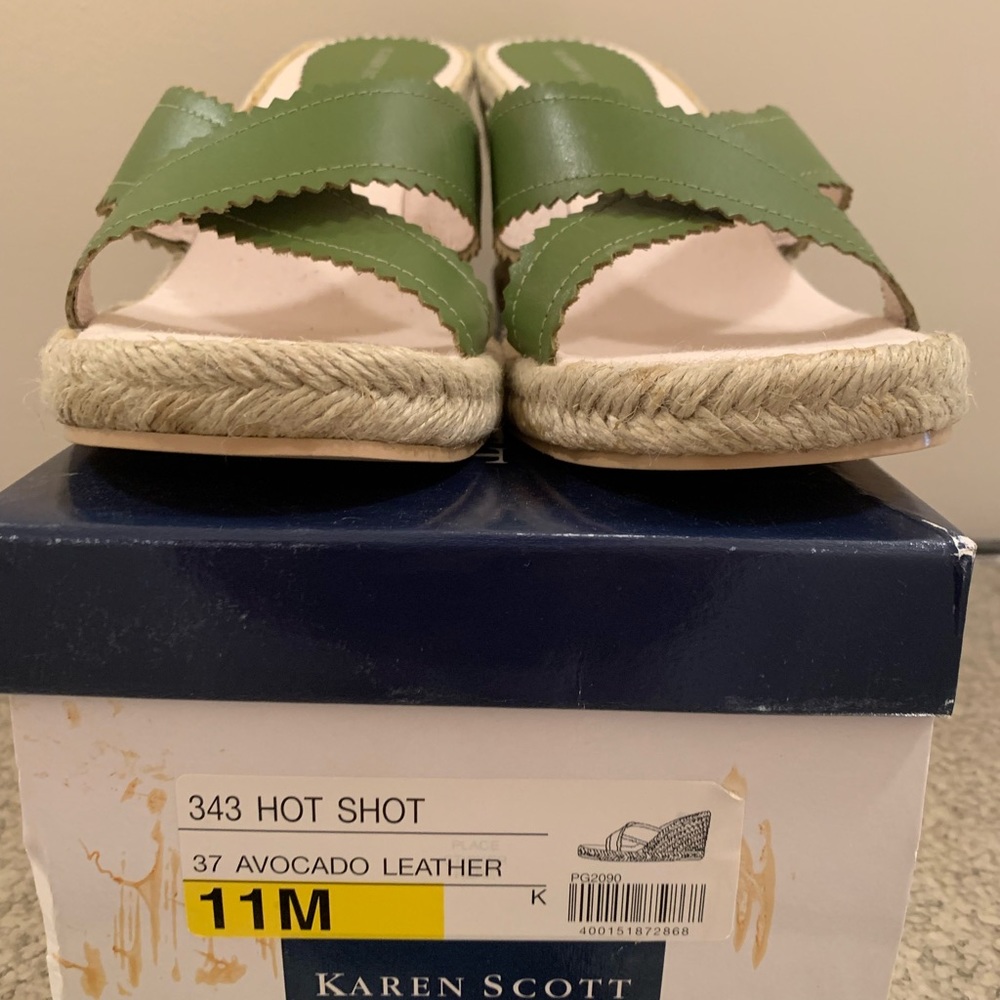 3 inch avocado colored wedges